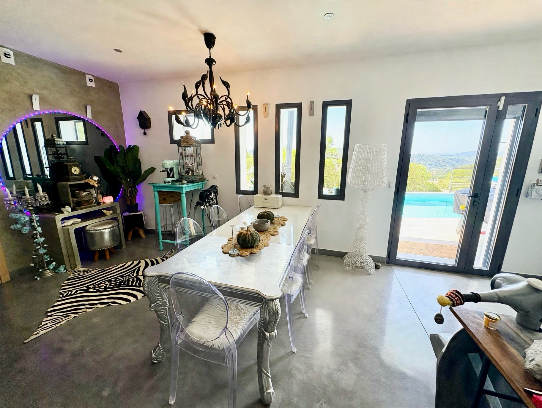 Maison à vendre à Saint-raphaël, 175 m², 5 pièces – photo 3 sur 10